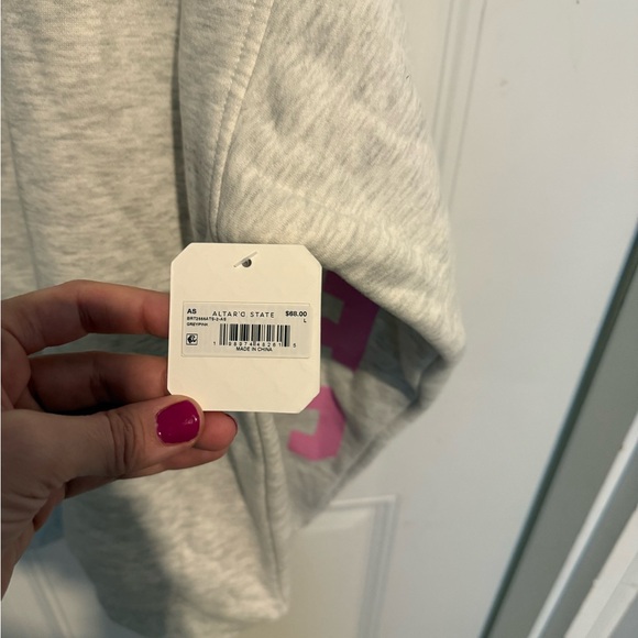 Jesus is King New with tags crewneck - Picture 3 of 8